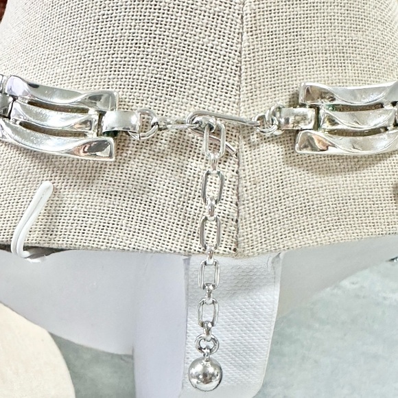 Vintage 1950's CROWN TRIFARI POLISHED RHODIUM PLATED GOLDEN GATE NECKLACE - Picture 4 of 4